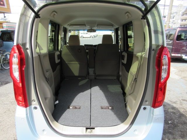 HONDA N BOX 2017 Image 31