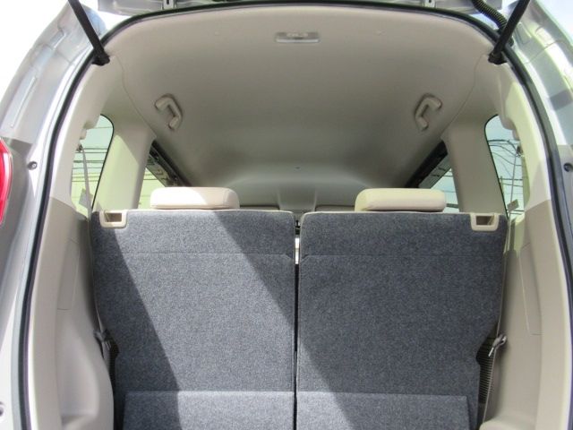 HONDA N BOX 2017 Image 31