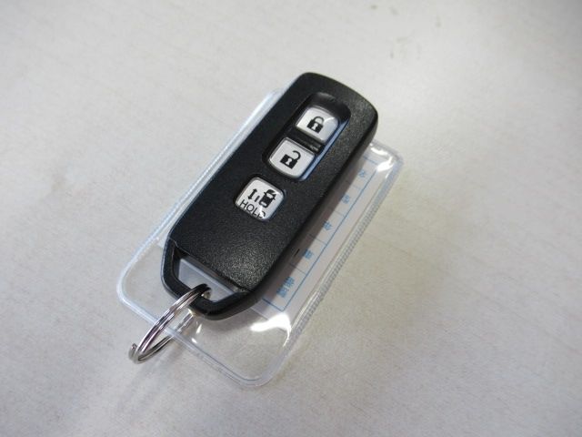 HONDA N BOX 2017 Image 31