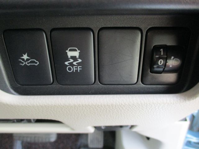 NISSAN DAYZ ROOX 4WD 2018 Image 31