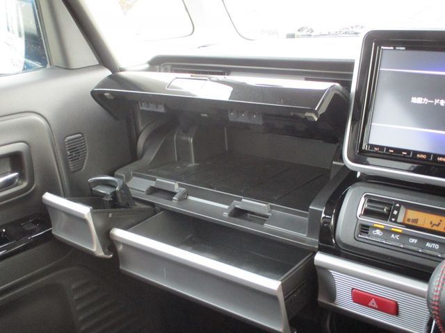 SUZUKI SPACIA CUSTOM 2018 Image 31