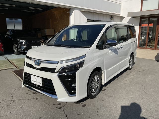 TOYOTA VOXY HYBRID 2021 Image 31