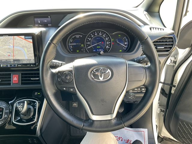 TOYOTA VOXY HYBRID 2021 Image 31