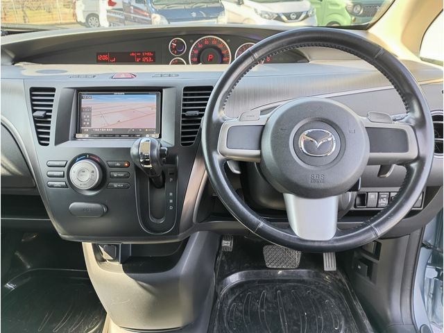 MAZDA BIANTE 2013 Image 31