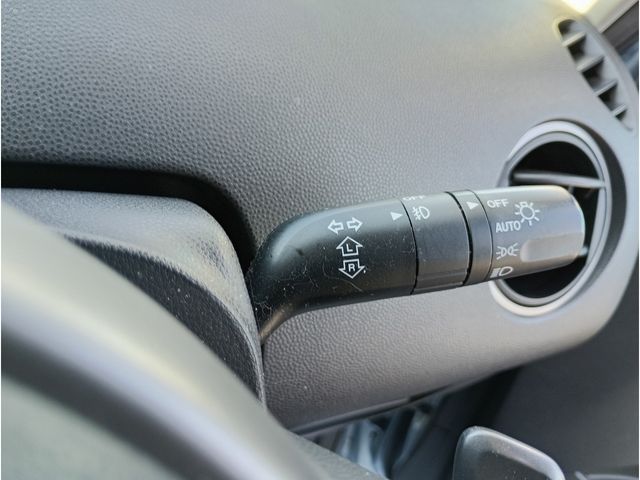 MAZDA BIANTE 2013 Image 31