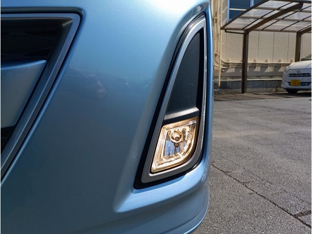 MAZDA BIANTE 2013 Image 31