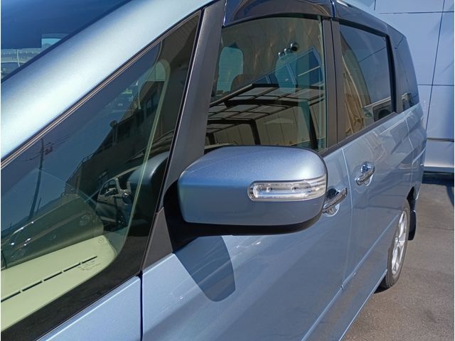 MAZDA BIANTE 2013 Image 31