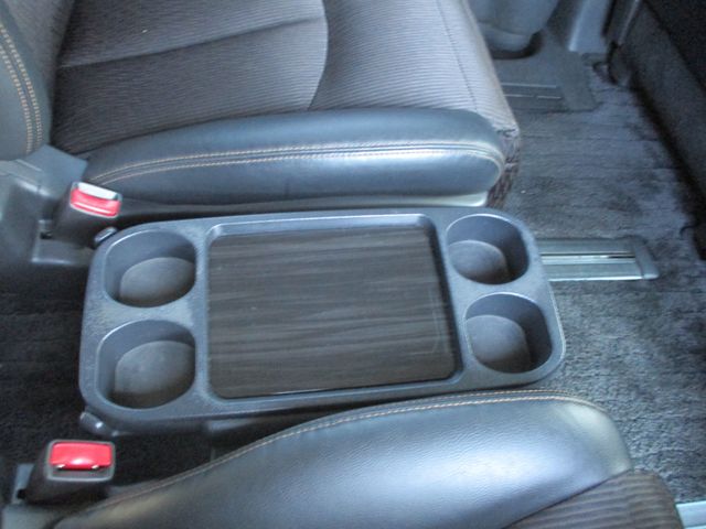 NISSAN ELGRAND 2016 Image 31