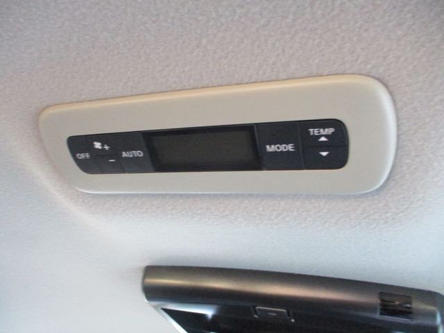 NISSAN ELGRAND 2016 Image 31