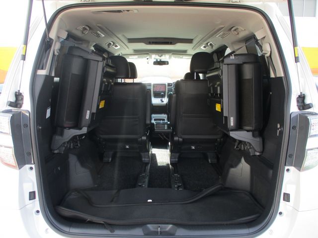 TOYOTA VELLFIRE 2013 Image 31