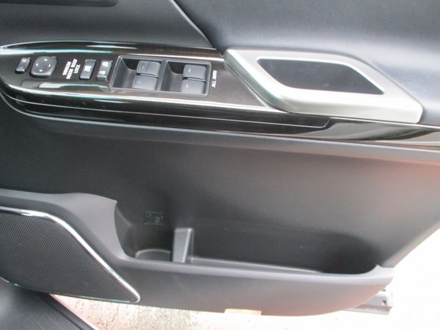 TOYOTA VELLFIRE 2013 Image 31