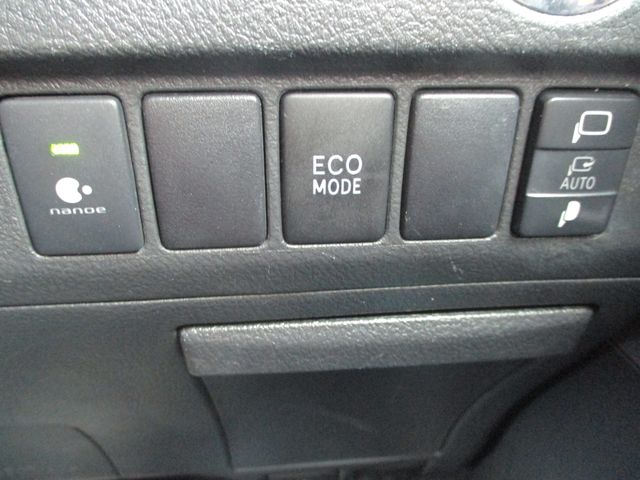 TOYOTA VELLFIRE 2013 Image 31