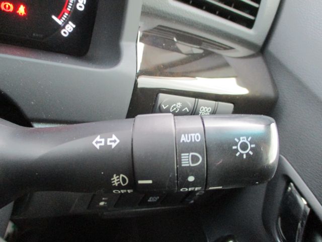 TOYOTA VELLFIRE 2013 Image 31