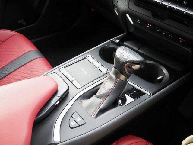 TOYOTA LEXUS UX250H 2021 Image 31