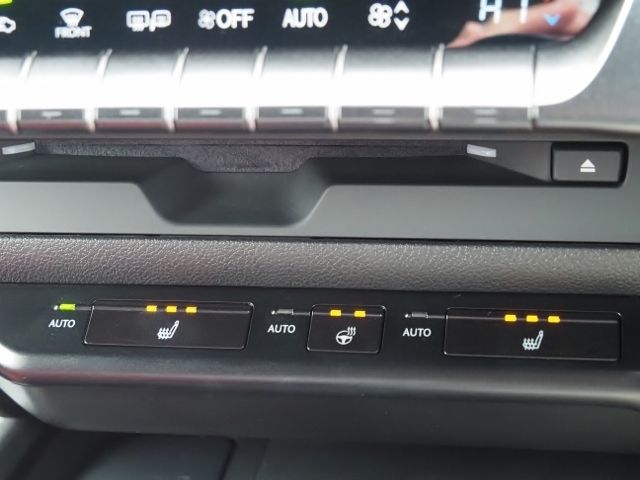 TOYOTA LEXUS UX250H 2021 Image 31