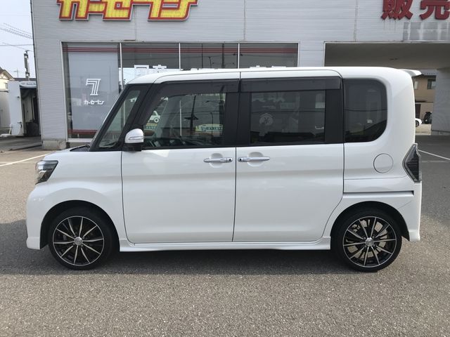 DAIHATSU TANTO CUSTOM 2015 Image 31