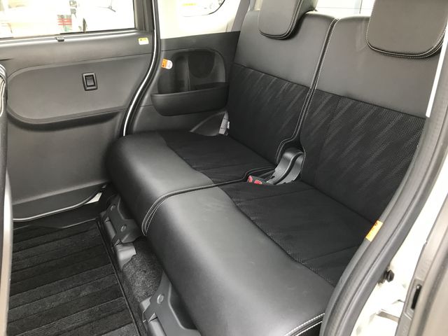 DAIHATSU TANTO CUSTOM 2015 Image 31