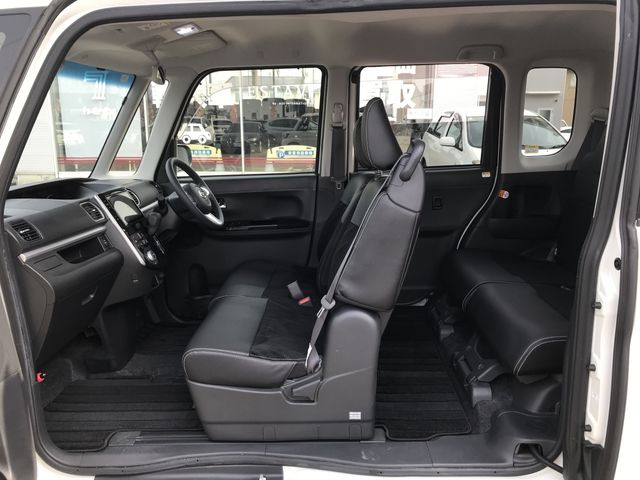 DAIHATSU TANTO CUSTOM 2015 Image 31