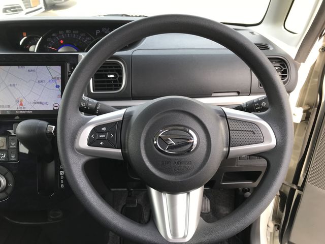 DAIHATSU TANTO CUSTOM 2015 Image 31