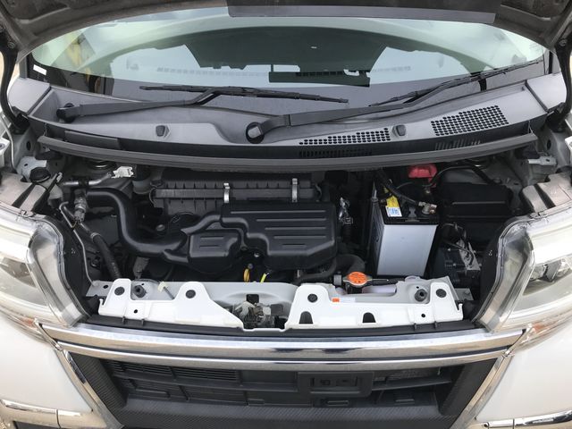 DAIHATSU TANTO CUSTOM 2015 Image 31