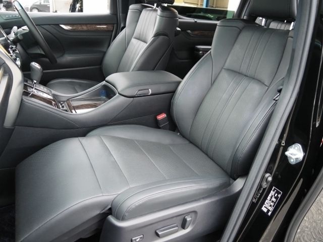 TOYOTA ALPHARD HYBRID 4WD 2020 Image 31