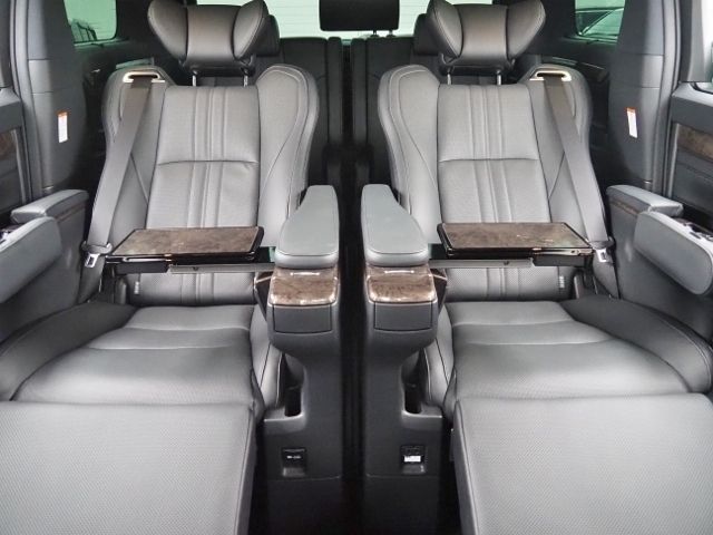 TOYOTA ALPHARD HYBRID 4WD 2020 Image 31