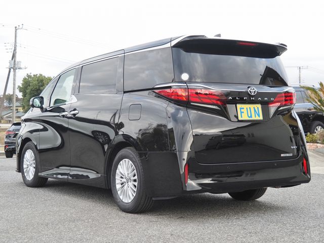 TOYOTA ALPHARD HYBRID 2024 Image 31