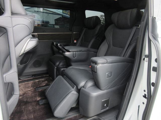 TOYOTA VELLFIRE  HYBRID 4WD 2025 Image 31