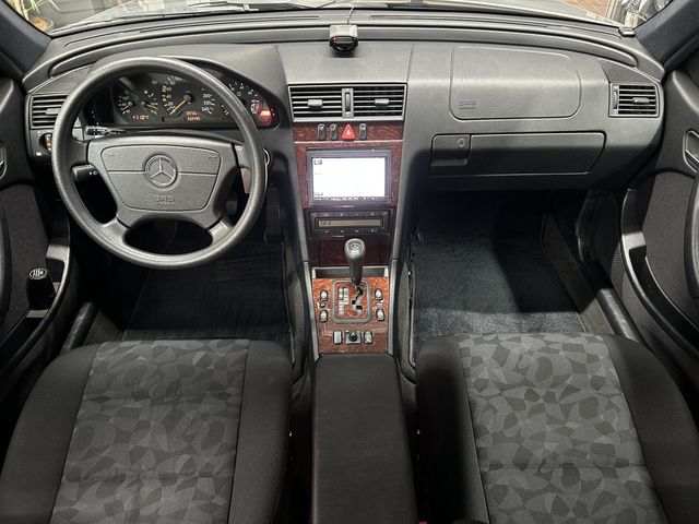 MERCEDES BENZ C CLAS 1999 Image 31
