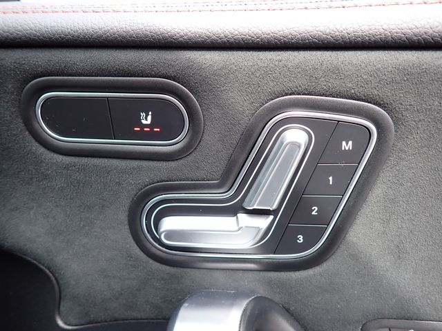 MERCEDES BENZ CLA CL 2021 Image 31