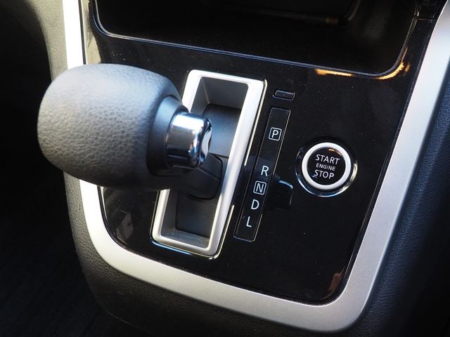 SUZUKI LANDY 2017 Image 31