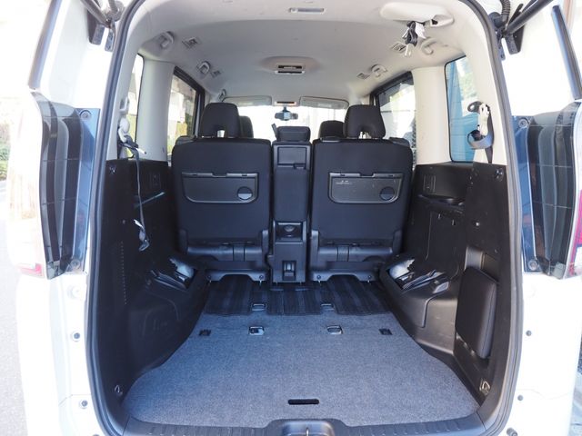 SUZUKI LANDY 2017 Image 31