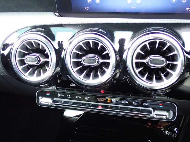 MERCEDES BENZ CLA SH 2023 Image 31