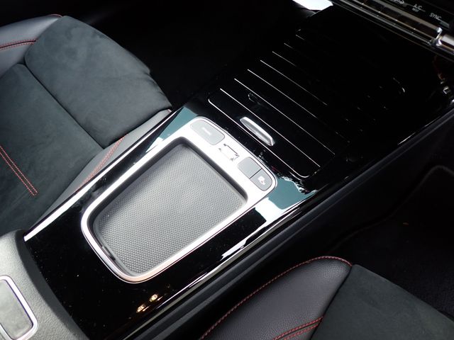 MERCEDES BENZ CLA SH 2023 Image 31