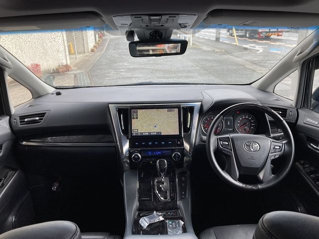 TOYOTA ALPHARD 2019 Image 31