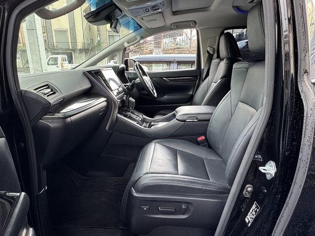 TOYOTA ALPHARD 2019 Image 31