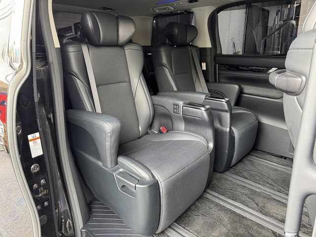 TOYOTA ALPHARD 2019 Image 31