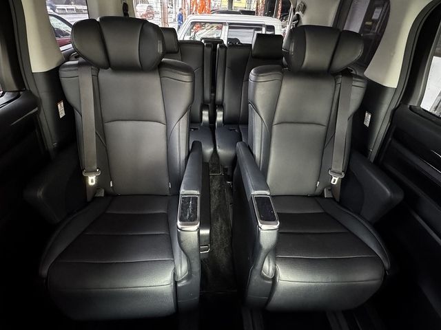 TOYOTA ALPHARD 2019 Image 31