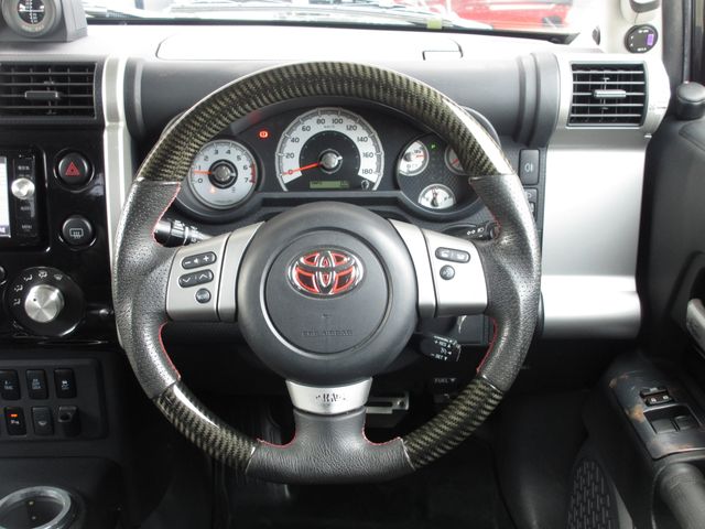 TOYOTA FJ CRUISER 4WD 2015 Image 31