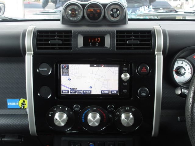 TOYOTA FJ CRUISER 4WD 2015 Image 31