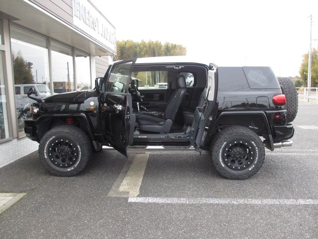 TOYOTA FJ CRUISER 4WD 2015 Image 31