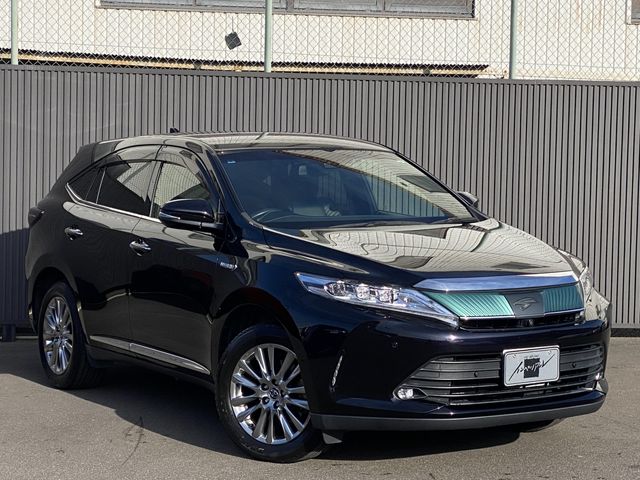 TOYOTA HARRIER HYBRID 2017 Image 31