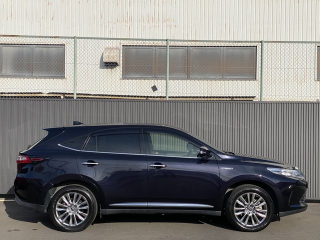 TOYOTA HARRIER HYBRID 2017 Image 31