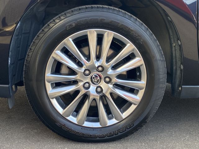 TOYOTA HARRIER HYBRID 2017 Image 31