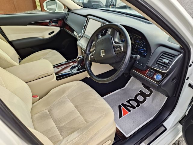 TOYOTA CROWN SEDAN HYBRID 2016 Image 31