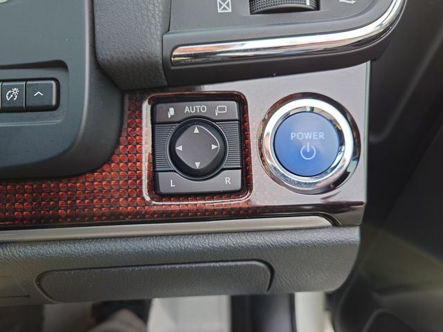 TOYOTA CROWN SEDAN HYBRID 2016 Image 31