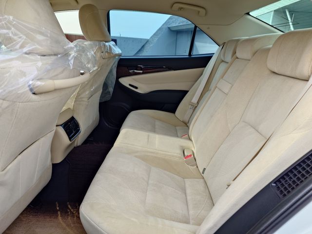 TOYOTA CROWN SEDAN HYBRID 2016 Image 31