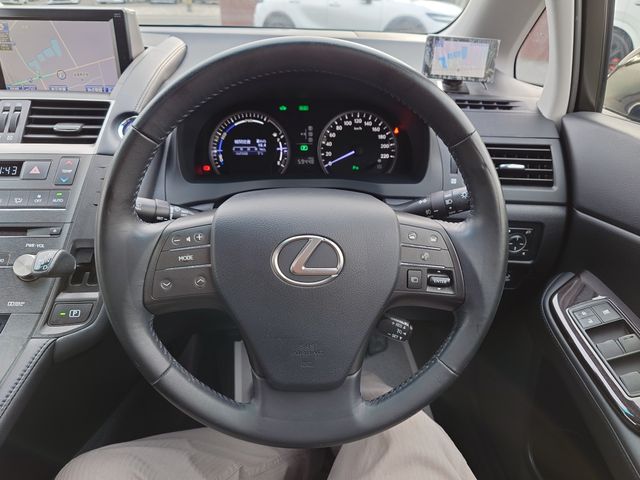 TOYOTA LEXUS HS250H 2014 Image 31