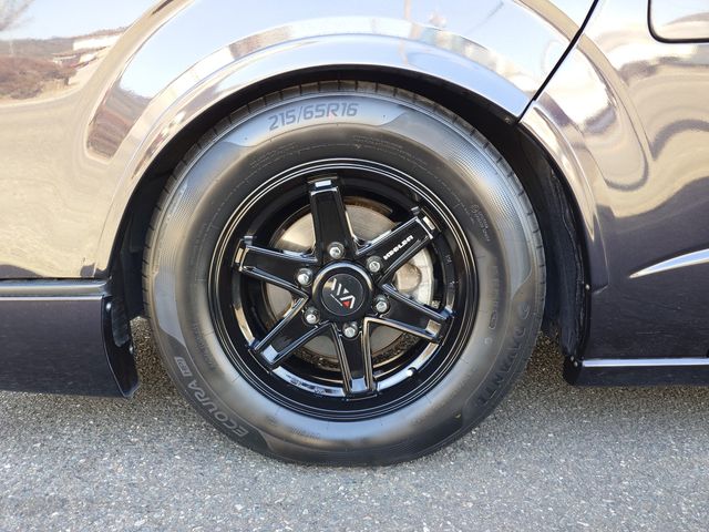 TOYOTA HIACE VAN 2WD 2022 Image 31