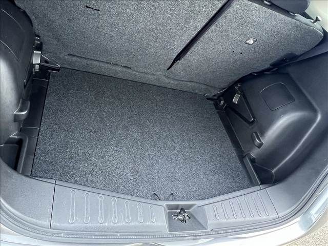 NISSAN NOTE 2013 Image 31